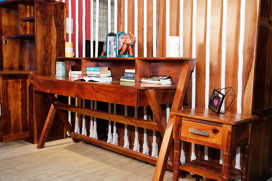 woodenstreet Experience store
